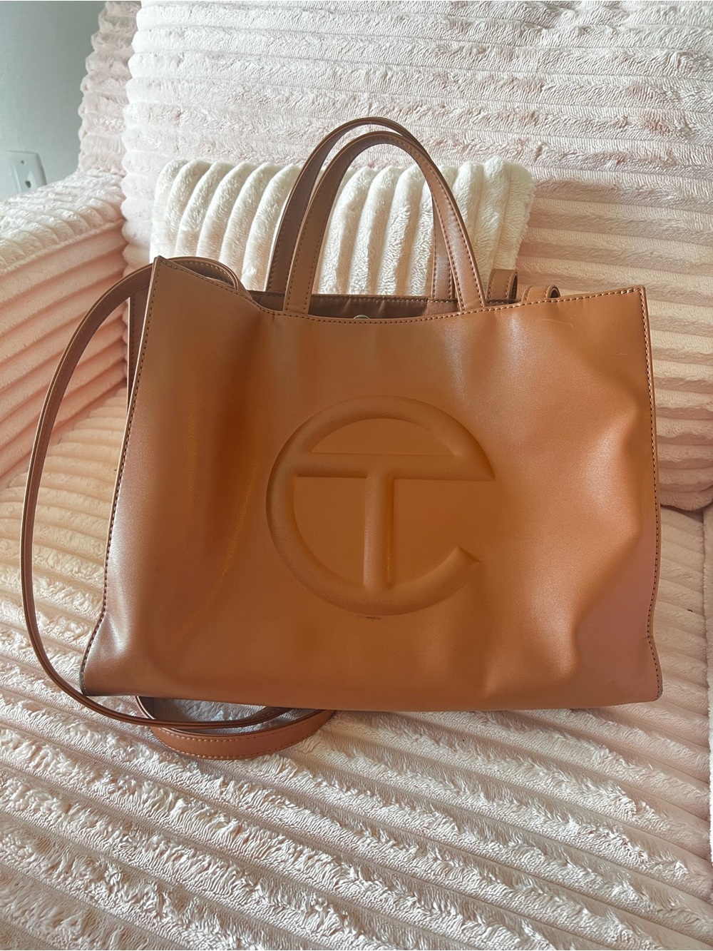 Telfar Tan/Camel Leather Medium Shopping Tote Bag ✨
